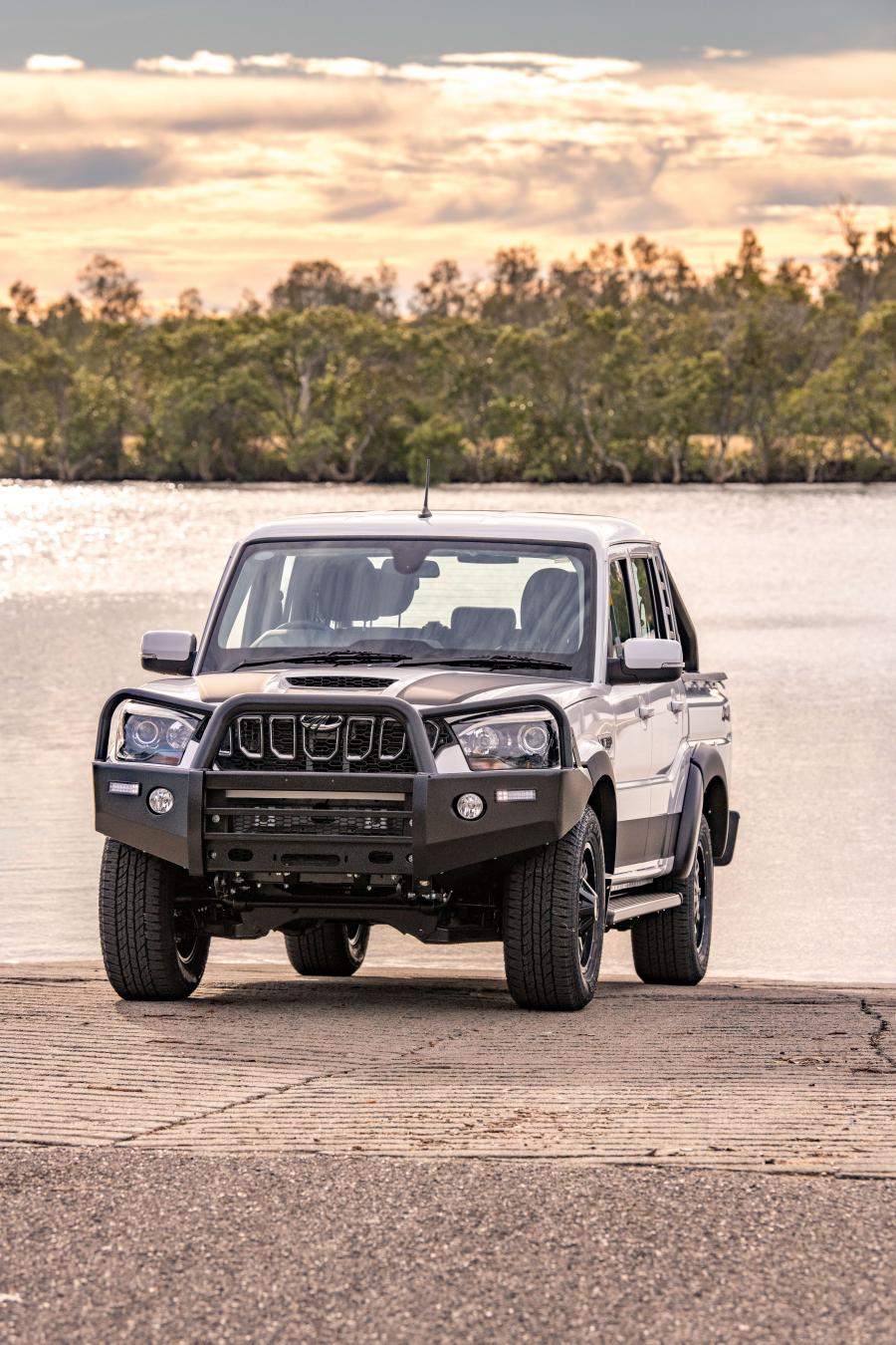  Mahindra Black Edition mHAWK Pik Up 2020 года  (AU) (фото 2 из 24)